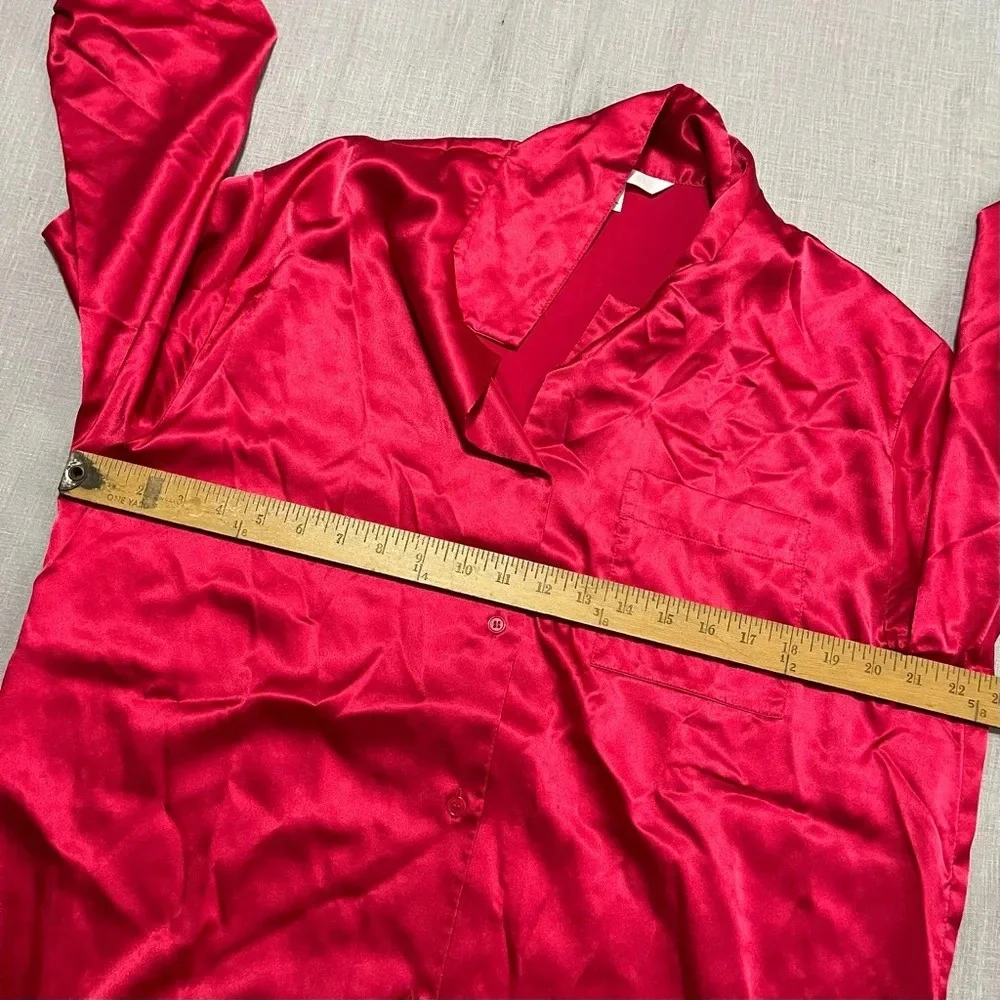 Vintage 90s-00s Victoria Secret Red Silky Satin Sleep Shirt Size Medium Y2K Sexy